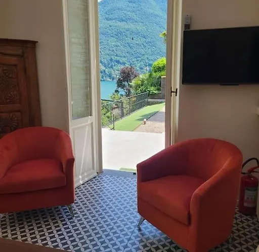 فيلة La Gabbianella A Moltrasio, *
