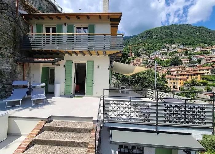 فيلة La Gabbianella A Moltrasio, مولترازْيو