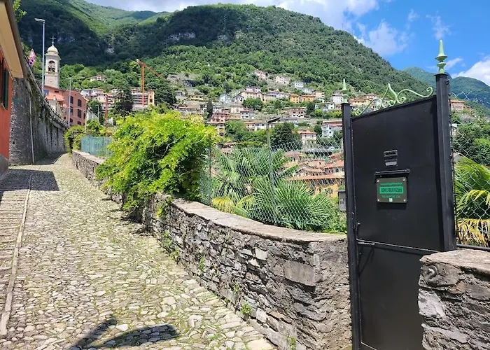 La Gabbianella A Moltrasio, * مولترازْيو