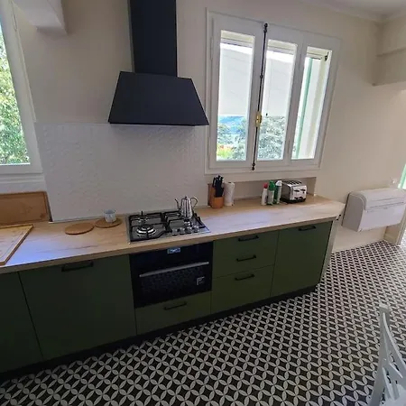 La Gabbianella A Moltrasio, *