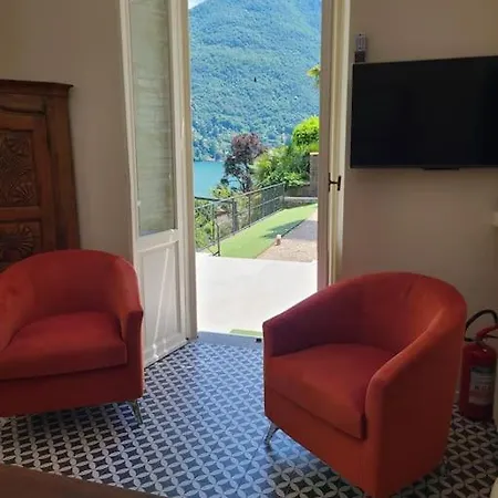Villa La Gabbianella A Moltrasio, *
