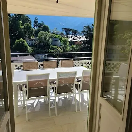 La Gabbianella A Moltrasio, *