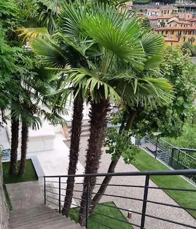 Villa La Gabbianella A Moltrasio, *